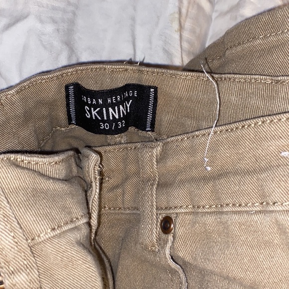 Ladies beige Urban Heritage jeans see pics green marks size 30 - Picture 6 of 8